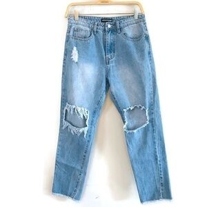 Dolls Kill MOMOKROM Ripped Mom Jeans 1% cotton distressed jeans Women’s size 6